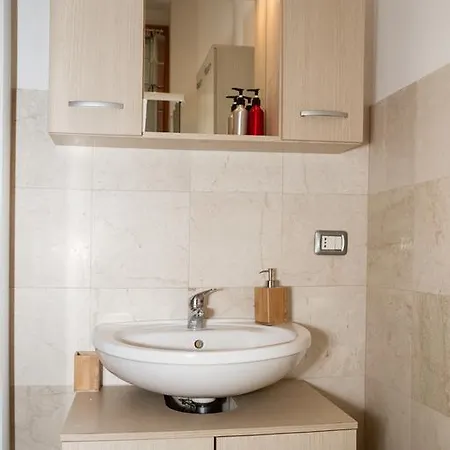 Ciao Flats - Via Cola Montano Apartament *
